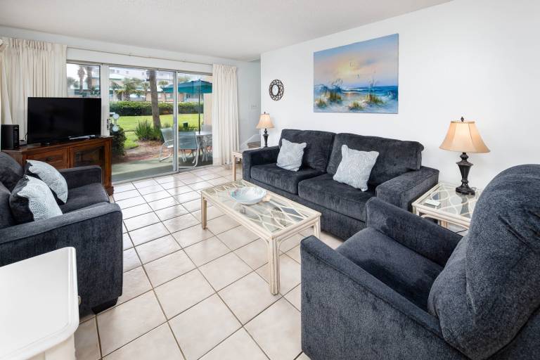117 - 1BR/1 Bath at Seaspray Condos on Okaloosa Island, Fort Walton Beach, Fl — photo 3