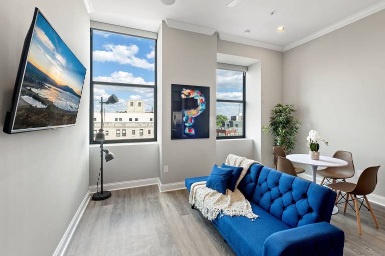 Apartment  Fairhill