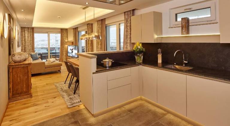 A-VITA Viktoria & A-VITA living luxury apartments — photo 2