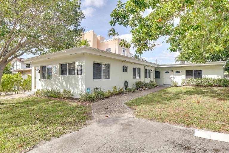 Steps to Pompano Beach: Couple's Retreat w/ Patio! — photo 4