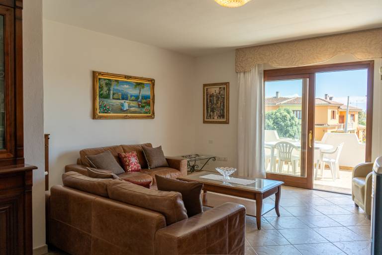 Family-friendly rental apartment with patio & garden | City view | Dogs allowed in Posada