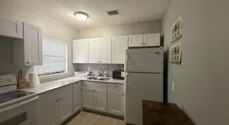 Nice house | Pet-friendly in Miami, FL
