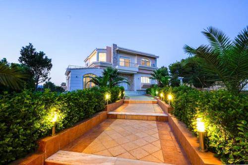 House  Anavissos