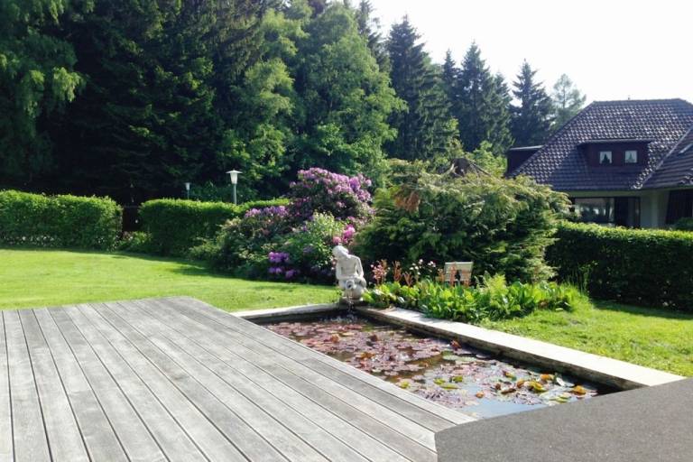 Vacation home with BBQ, terrace & garden — photo 4