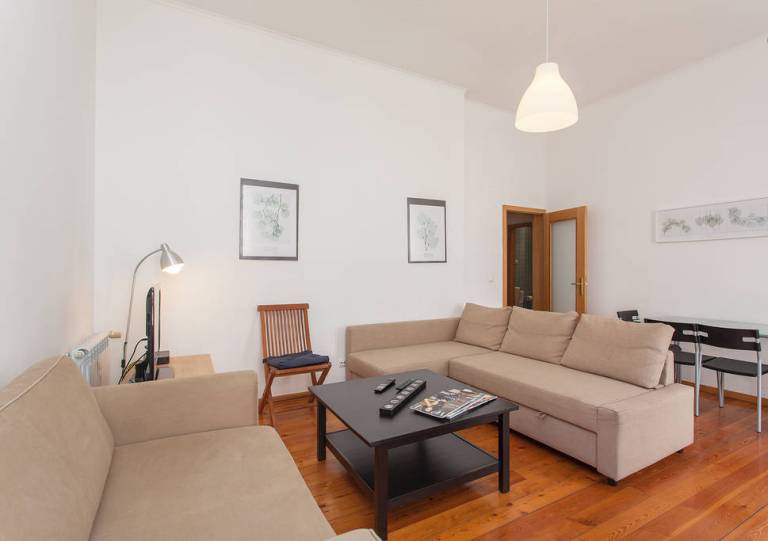 Holiday apartment with jacuzzi | Near São Jorge Castle | River view — photo 5
