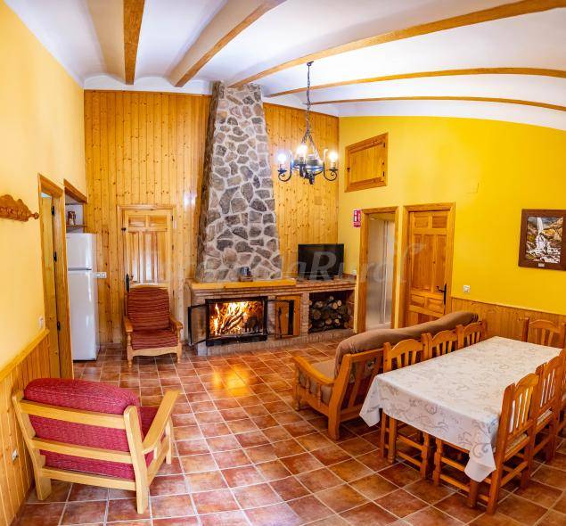 Casa rural Ayna