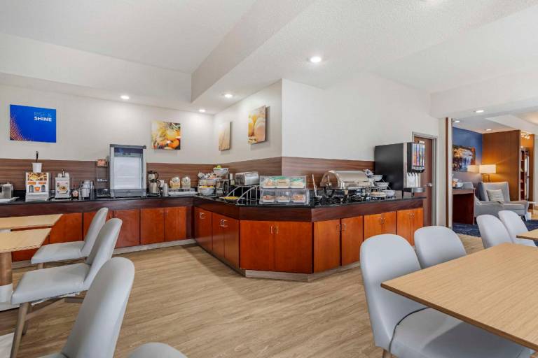 Comfort Inn & Suites Corbin North — photo 5