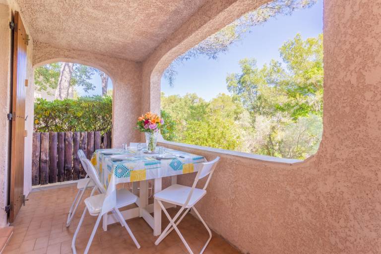 Apartment 'Les Collines De Valescure Les Pins' with Shared Pool, Private Terrace and Wi-Fi — photo 4