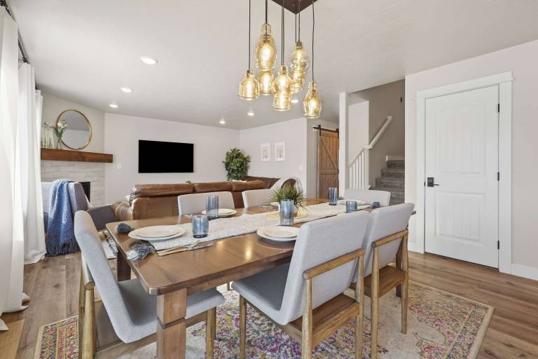 Family-friendly house with pool & yard | Good for workation | Pets are welcome — photo 3