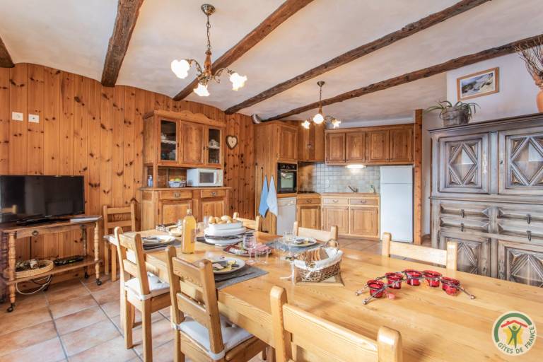 Beautiful gite with grill & yard | Pets allowed — photo 2