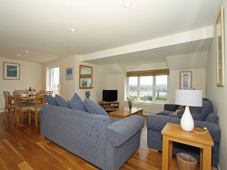 9 Glendorgal — photo 4
