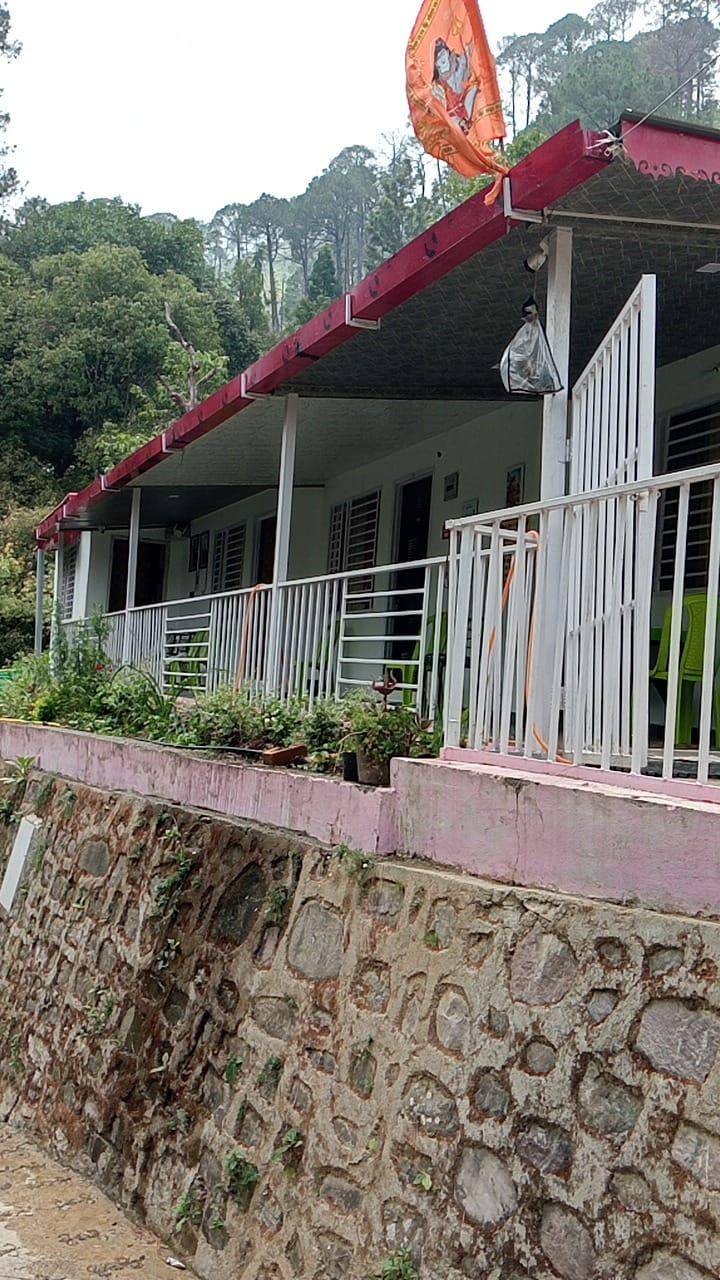 Bed and breakfast  Nainital