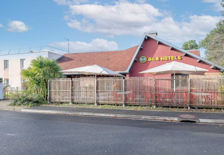 B&B HOTEL Bordeaux Merignac Cadera Aeroport in Merignac