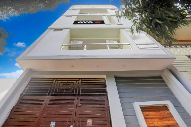 SPOT ON Rajshree Homestay Varanasi