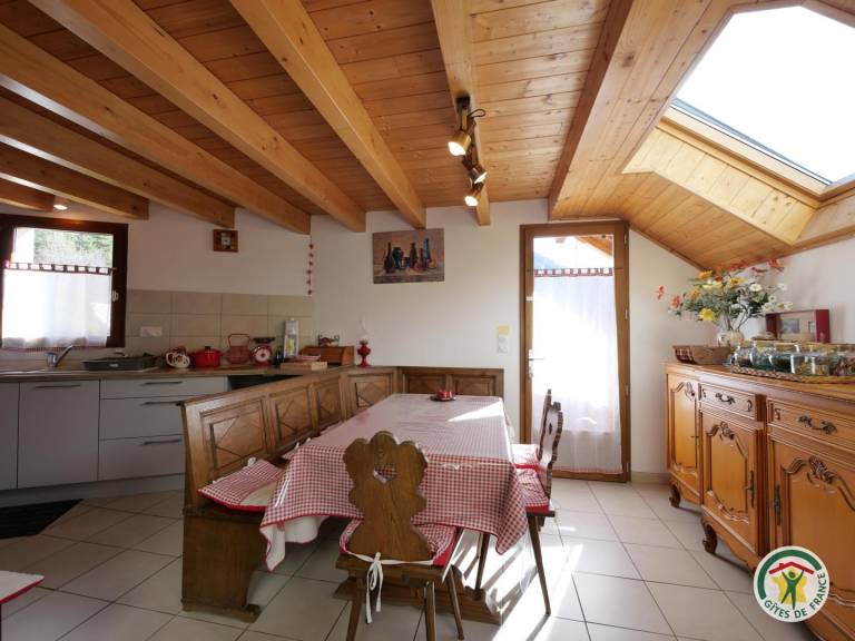 Gite with yard & terrace — photo 4