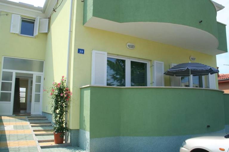 Apartment with garden, pool & barbecue | Pets allowed — photo 4