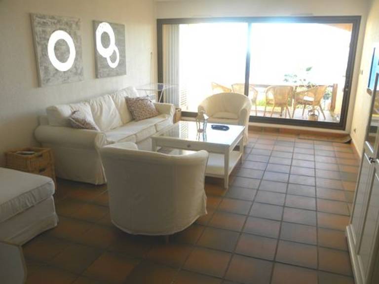 Holiday apartment with pool — photo 3