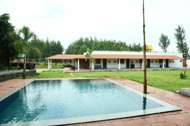 BOUGAIN VILLEA HOMESTAY in Chikkamagaluru