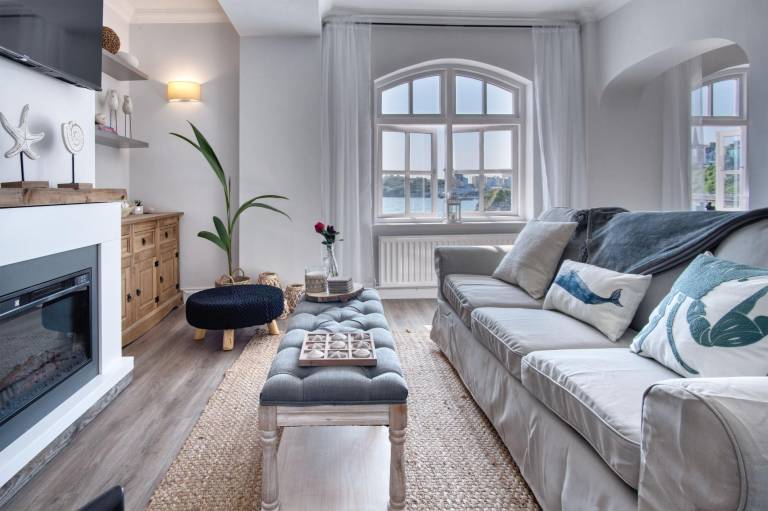Family-friendly pleasant rental apartment with barbeque, fast internet & terrace | Water view | Beach nearby | Pets are welcome — photo 2