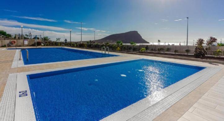 Fully equipped rental apartment with private pool & patio | Close to the beach | Pets are welcome — photo 4