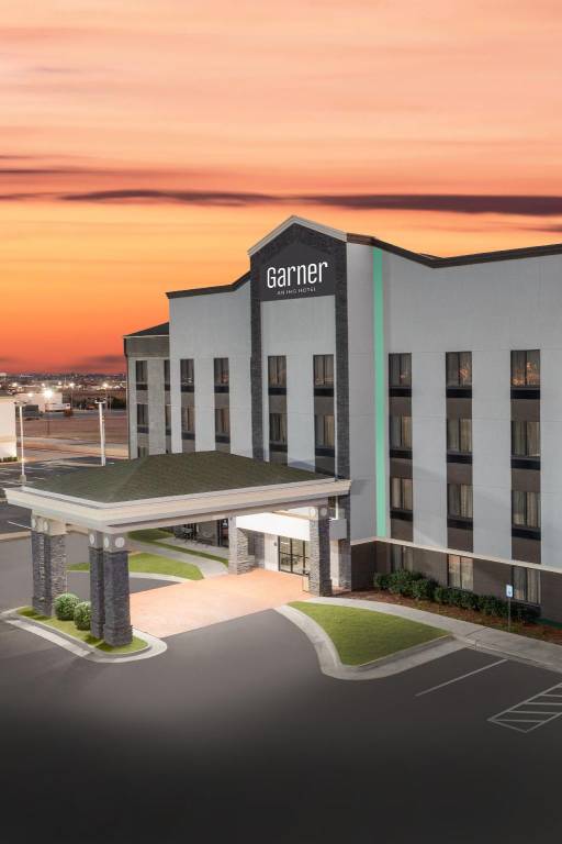 Garner Hotel: Oklahoma City - Quail Springs by IHG in Oklahoma City, OK