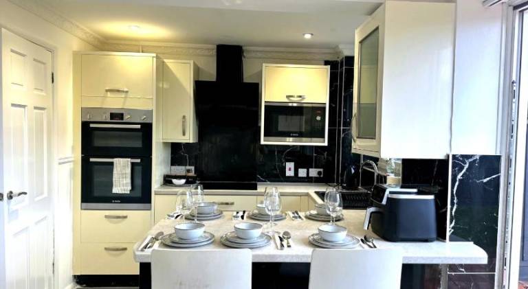 Rental apartment with 3 rooms for 6 persons — photo 3