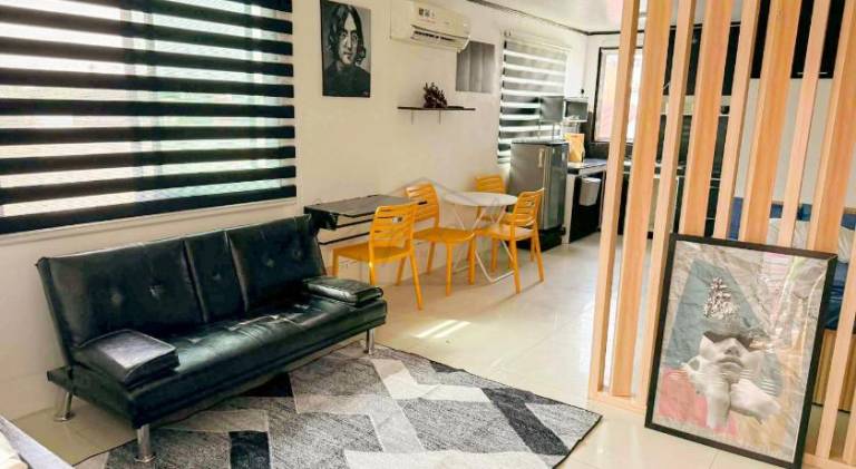 Rental apartment with 1 room for 3 persons in Manila
