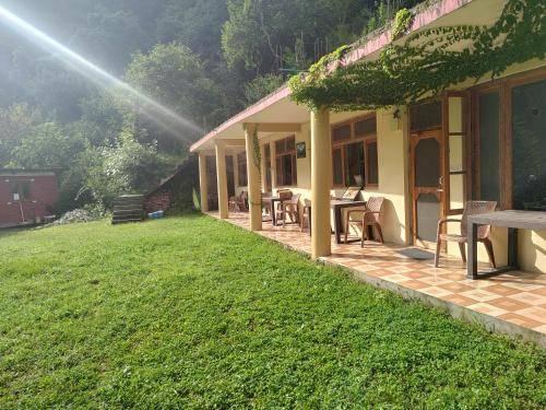 Bed and breakfast Gushaini