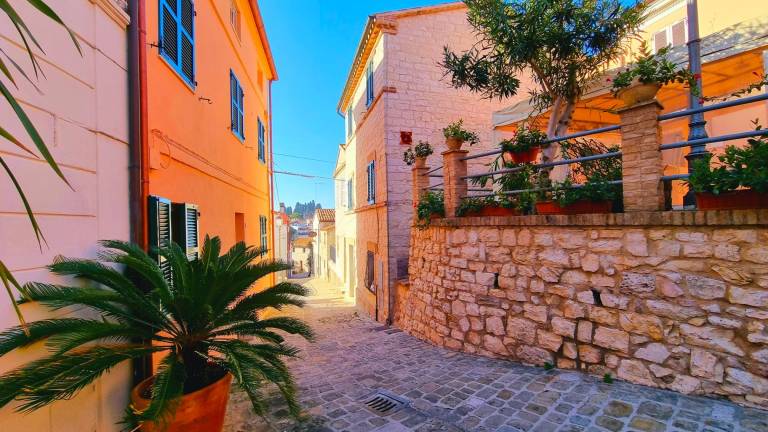 Holiday apartment with 2 rooms for 5 persons in Numana