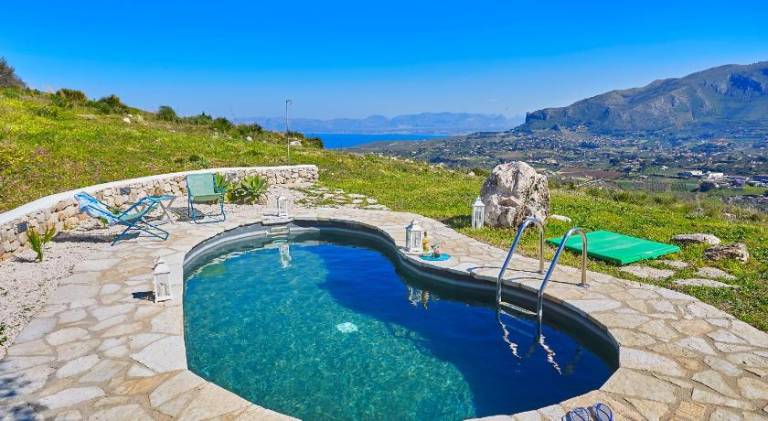 Lovely villa with pool | Pets are welcome in Castellammare del Golfo
