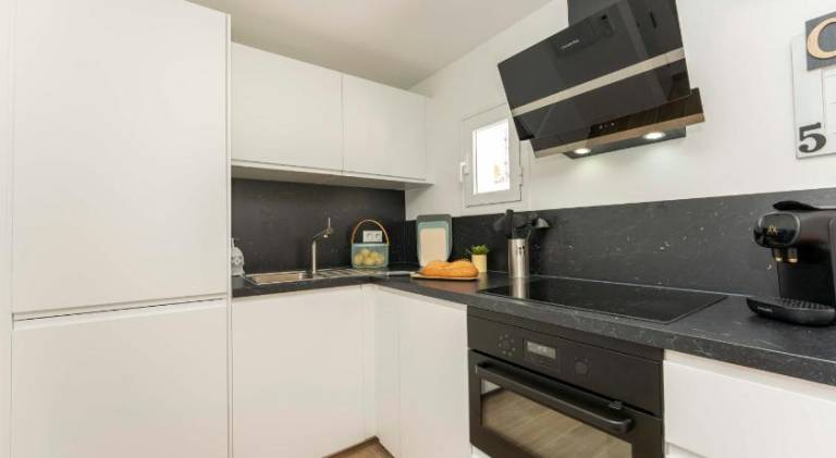 Holiday apartment with 2 rooms for 4 persons — photo 4