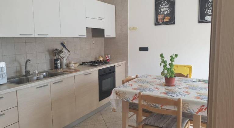 Rental apartment with 2 rooms for 6 persons — photo 3