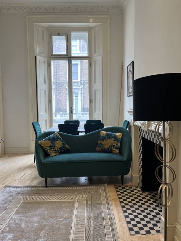 Newly refurbished - Awesome 3 bedroom Notting Hill very central with a balcony — photo 2