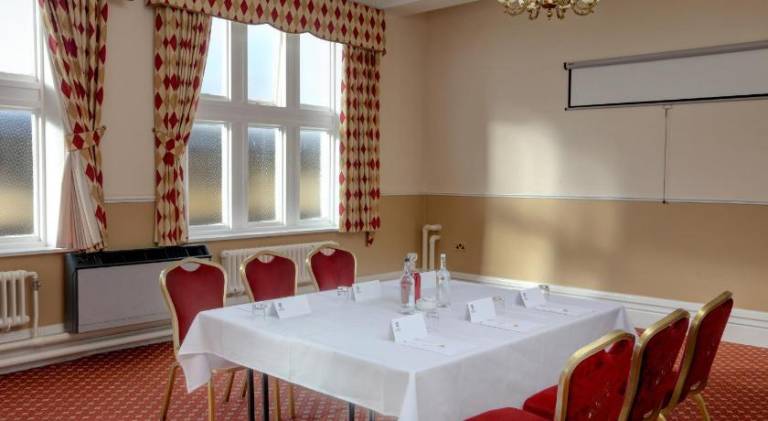 Crewe Arms Hotel — photo 5