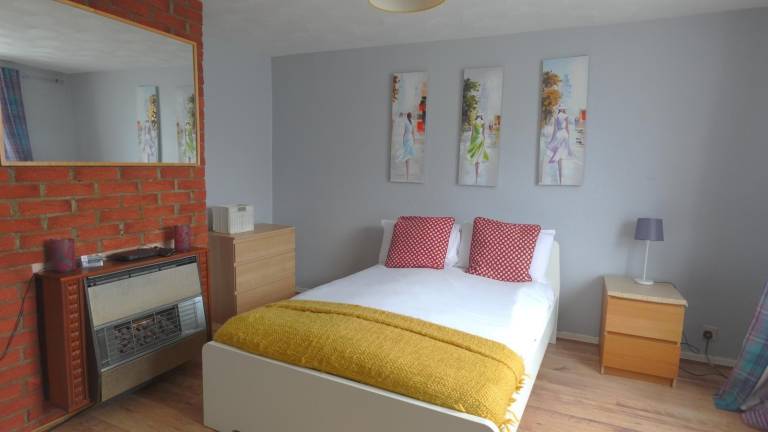 House Dunstable