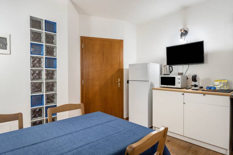Beautiful holiday apartment with grill, fast internet & garden | Mountain view | Dogs allowed — photo 2