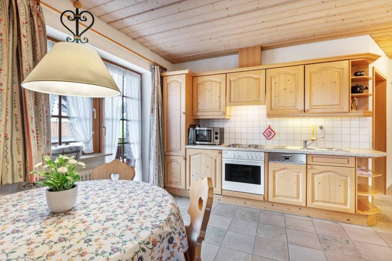 Lovely holiday apartment with patio & garden | Garden view | Ski nearby | Pets allowed — photo 5