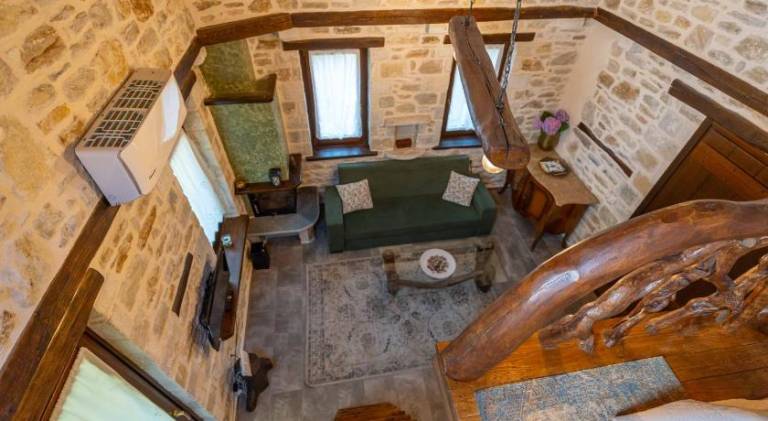 Rental apartment with yard, grill & terrace | Suitable for remote work | Pets allowed — photo 4