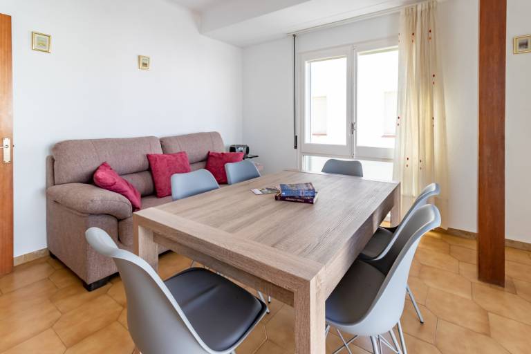 Charming holiday apartment with patio | Beach view | Beach nearby | Dogs allowed — photo 3