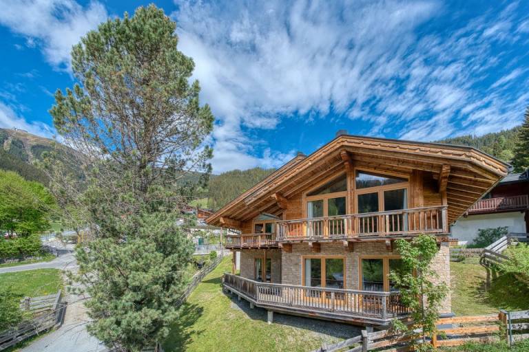 Ferienhaus in Zell am See für max. 12 Personen Ferienhaus in Zell am See für max. 12 Personen