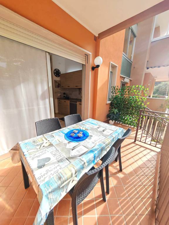 Child-friendly rental apartment with garden & terrace | Garden view | Pets are welcome — photo 2