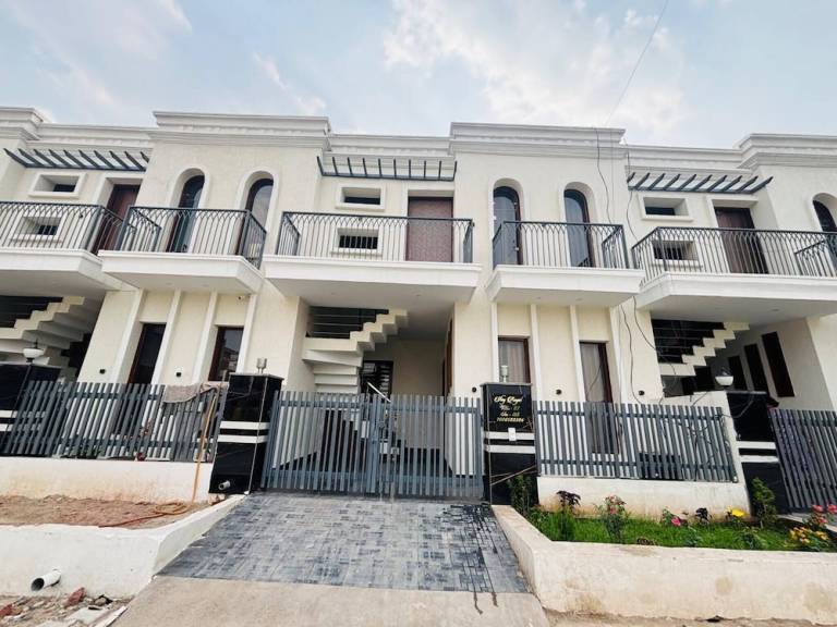 Villa Jhungiyan
