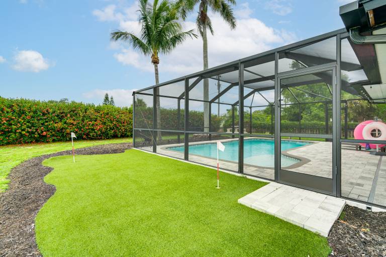 4 Mi to Dtwn Cape Coral: Home w/ Pool & Patio — photo 3