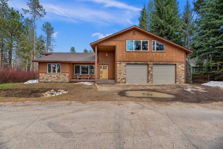 House Payette Lake