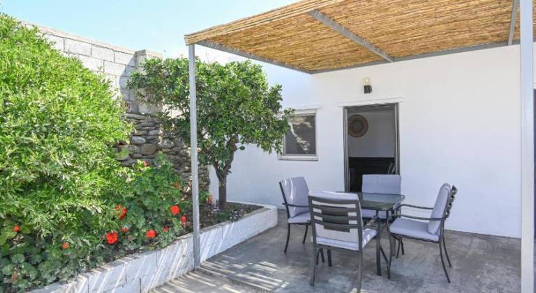 Rental apartment with 1 room for 4 persons — photo 4