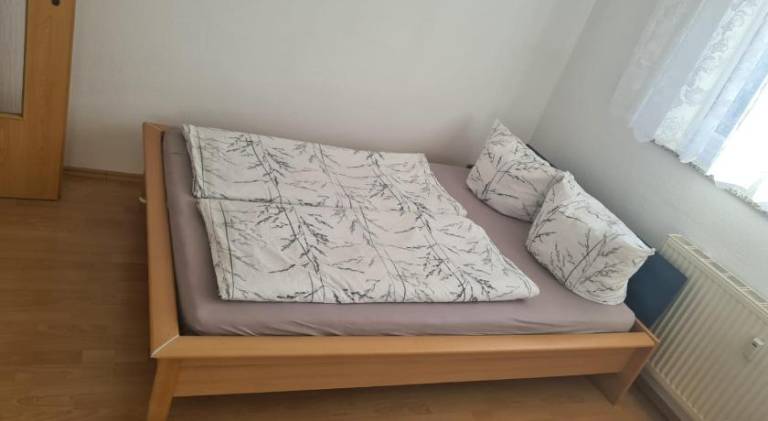 Schlafzimmer 1 mit Top Aussicht uber Weilstetten Balingen