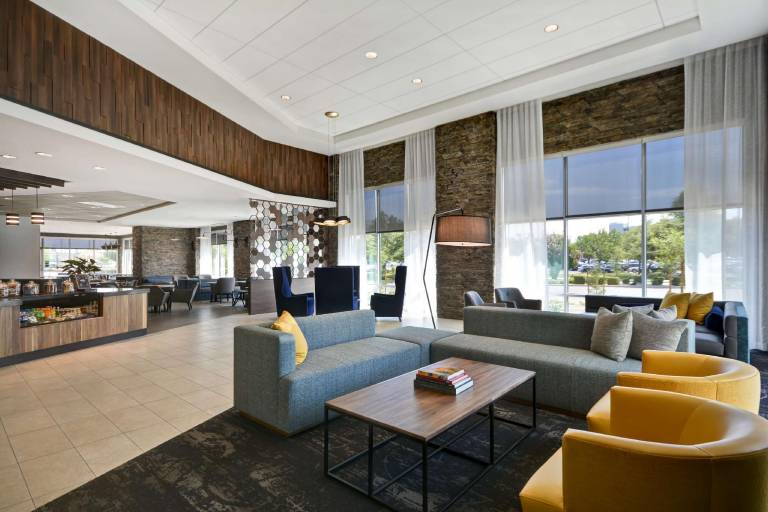 Hyatt Place Fresno — photo 2