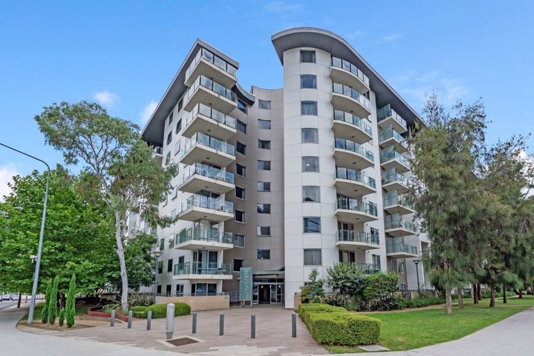 Apartment  Canberra Central