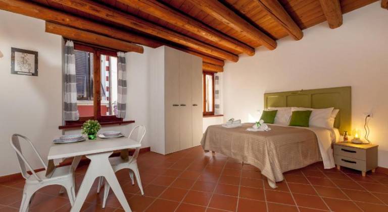 Rental apartment with 1 room for 4 persons in Numana