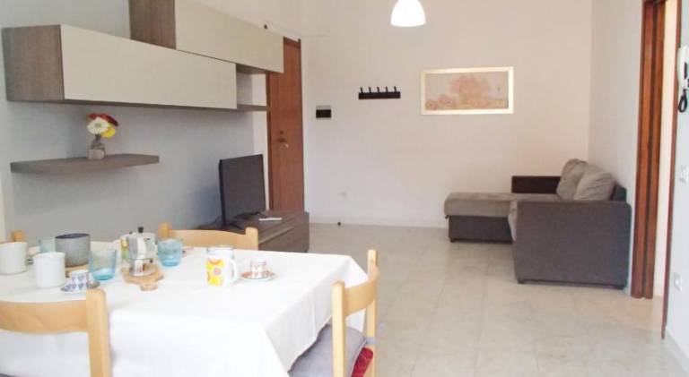 Holiday apartment with 2 rooms for 5 persons — photo 3